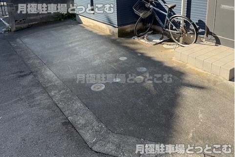 所沢市下安松1020-37の月極駐車場2