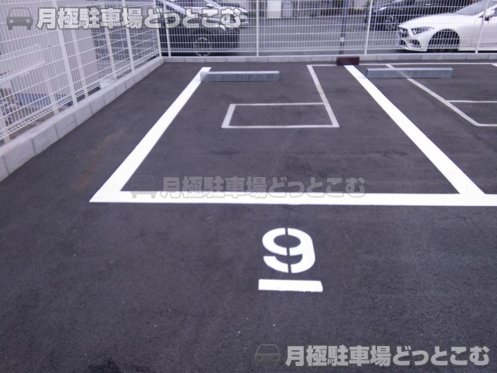 豊中市庄内東町4丁目2-19の月極駐車場4