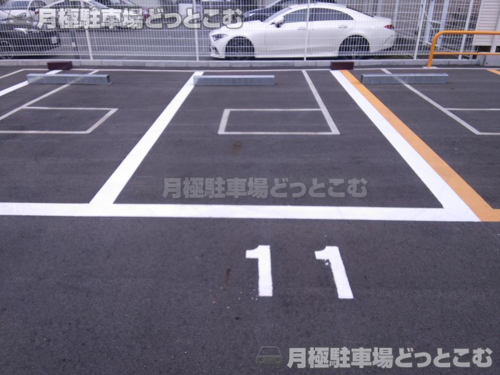 豊中市庄内東町4丁目2-19の月極駐車場5