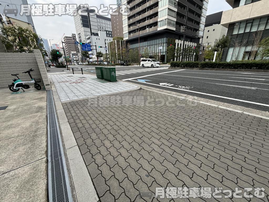 大阪市北区大淀南1丁目10番5号の月極駐車場10