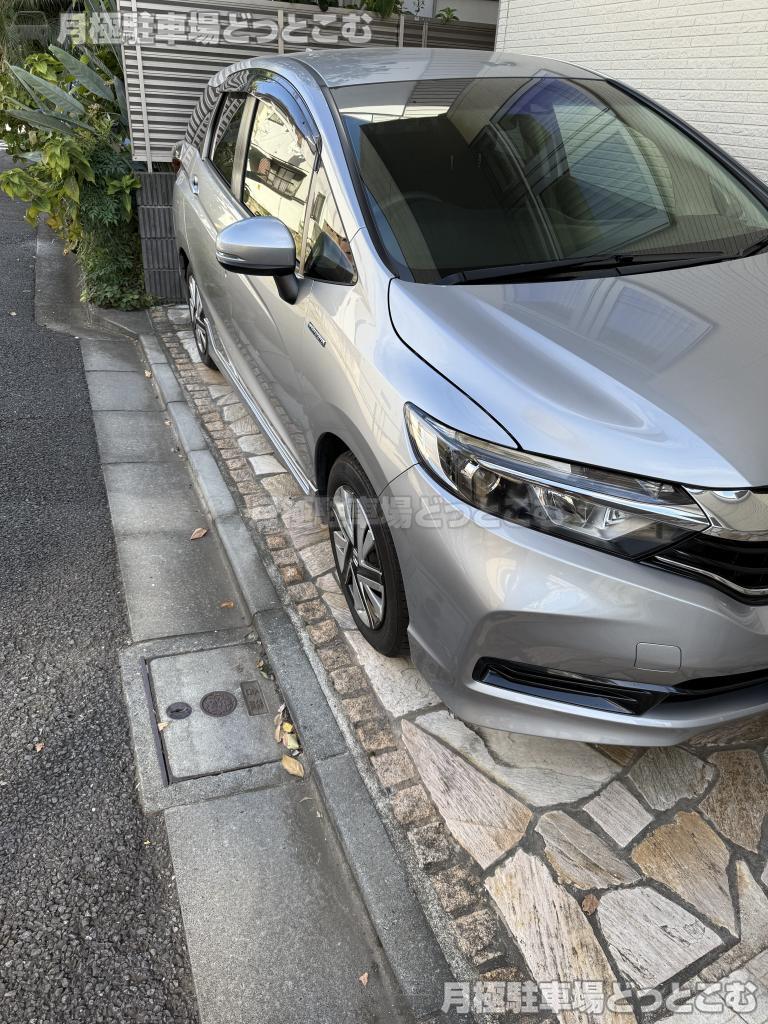 港区白金台2丁目22-1の月極駐車場2