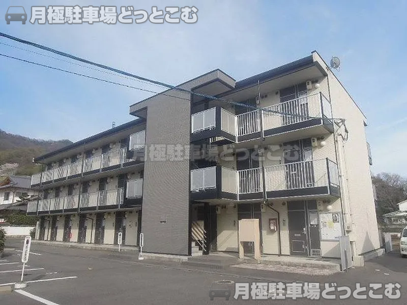 呉市広両谷3－5－9の月極駐車場1