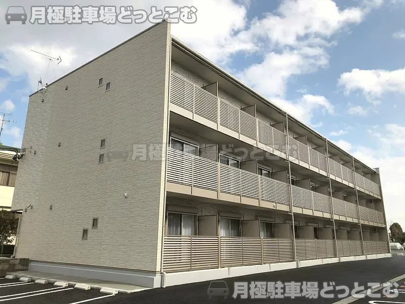 岡崎市大和町西島58－1の月極駐車場1