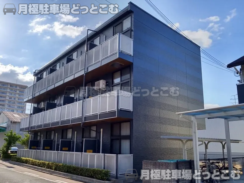 大阪市平野区加美正覚寺3－7－23の月極駐車場1