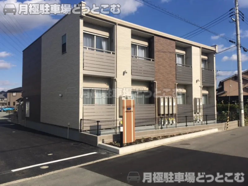 加古川市東神吉町西井ノ口824－1の月極駐車場1