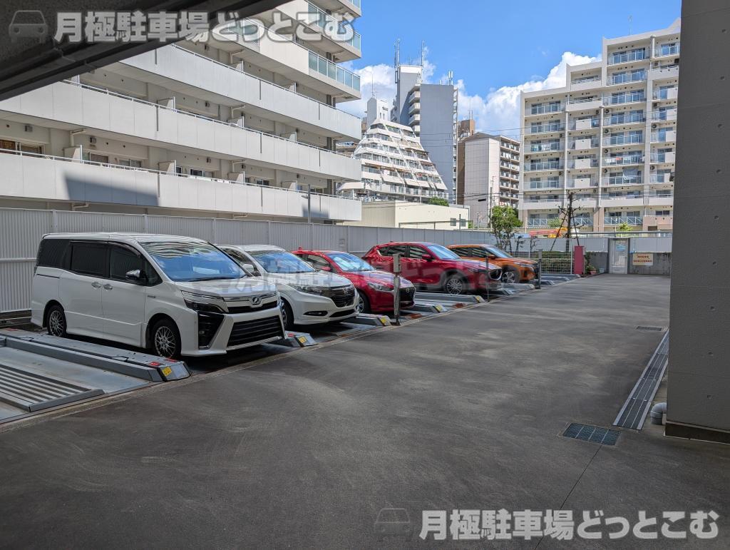 神戸市兵庫区浜崎通2-31の月極駐車場3