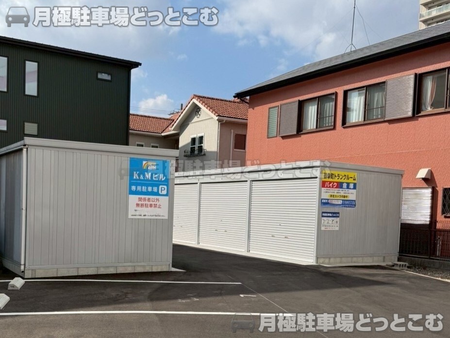 刈谷市御幸町4丁目209の月極駐車場1