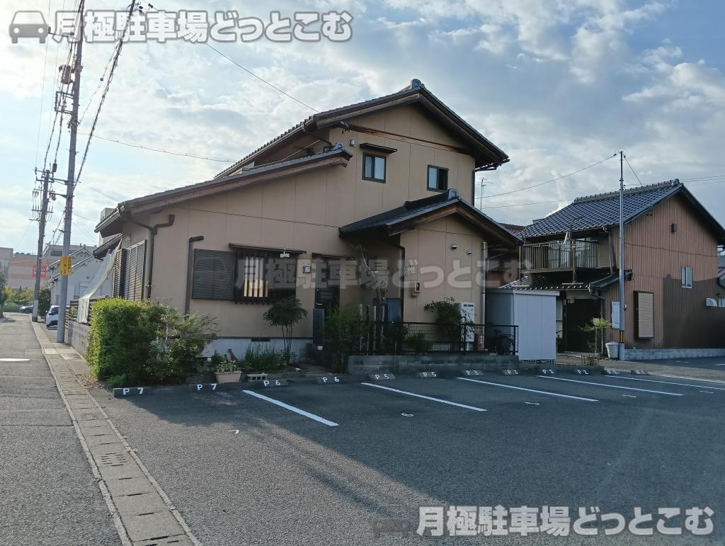 大垣市林町5丁目44の月極駐車場1