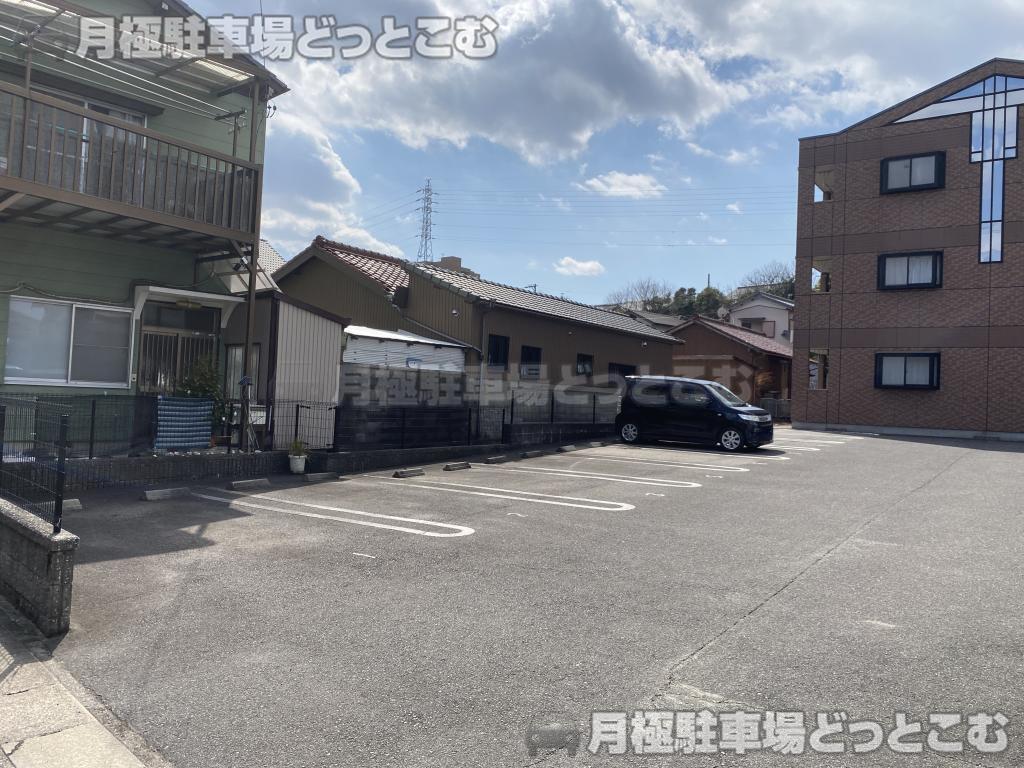 大府市柊山町5丁目110の月極駐車場3