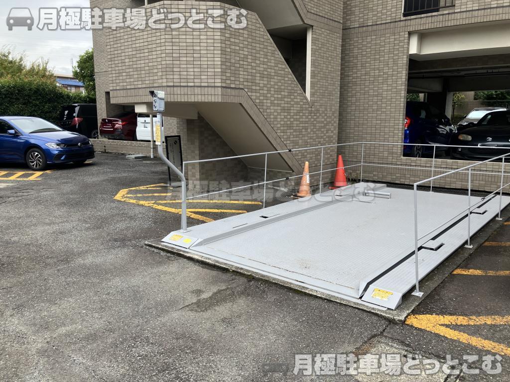 川崎市高津区下作延2丁目35-11の月極駐車場7
