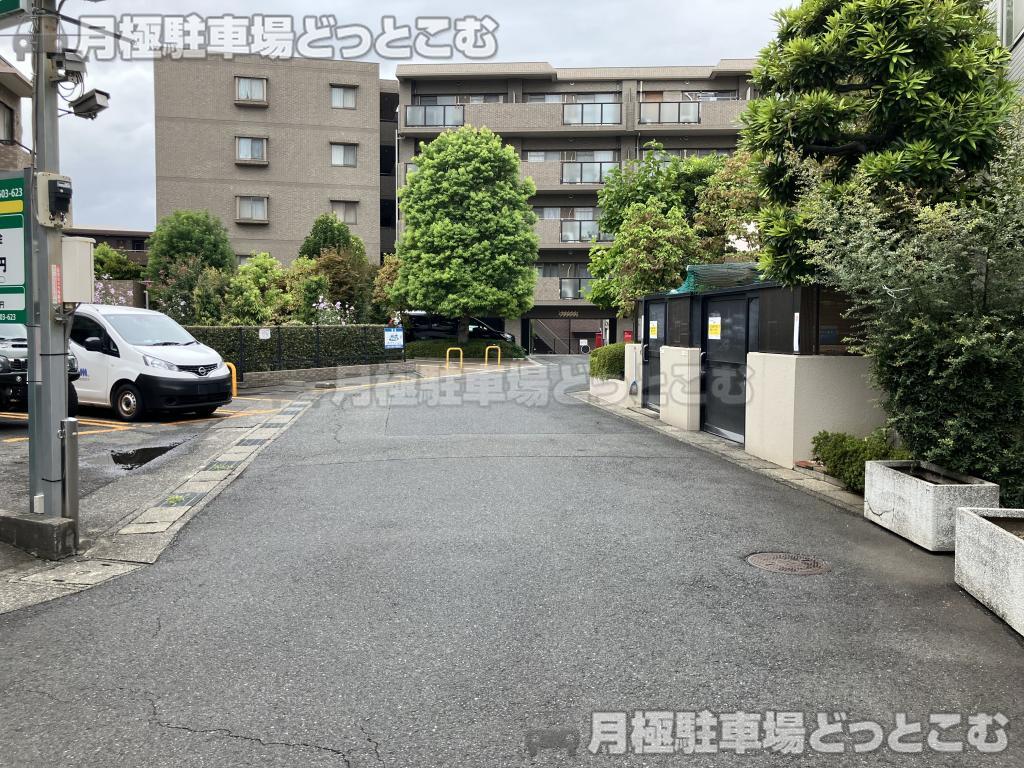 川崎市高津区下作延2丁目35-11の月極駐車場9