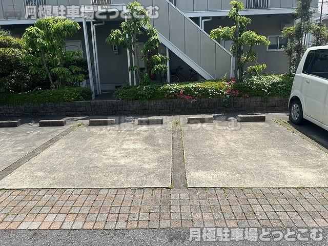 岡崎市法性寺町字色子41-1の月極駐車場2