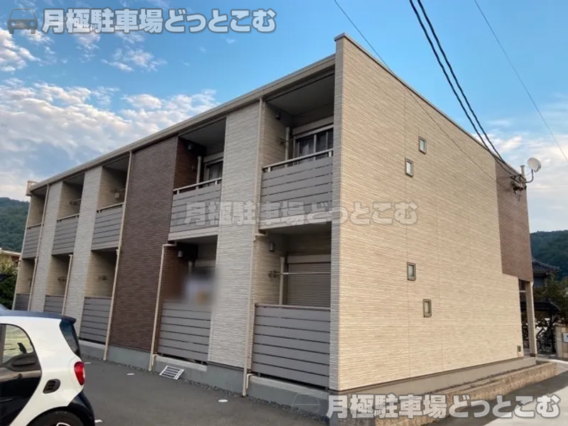 井原市上出部町193－1の月極駐車場1