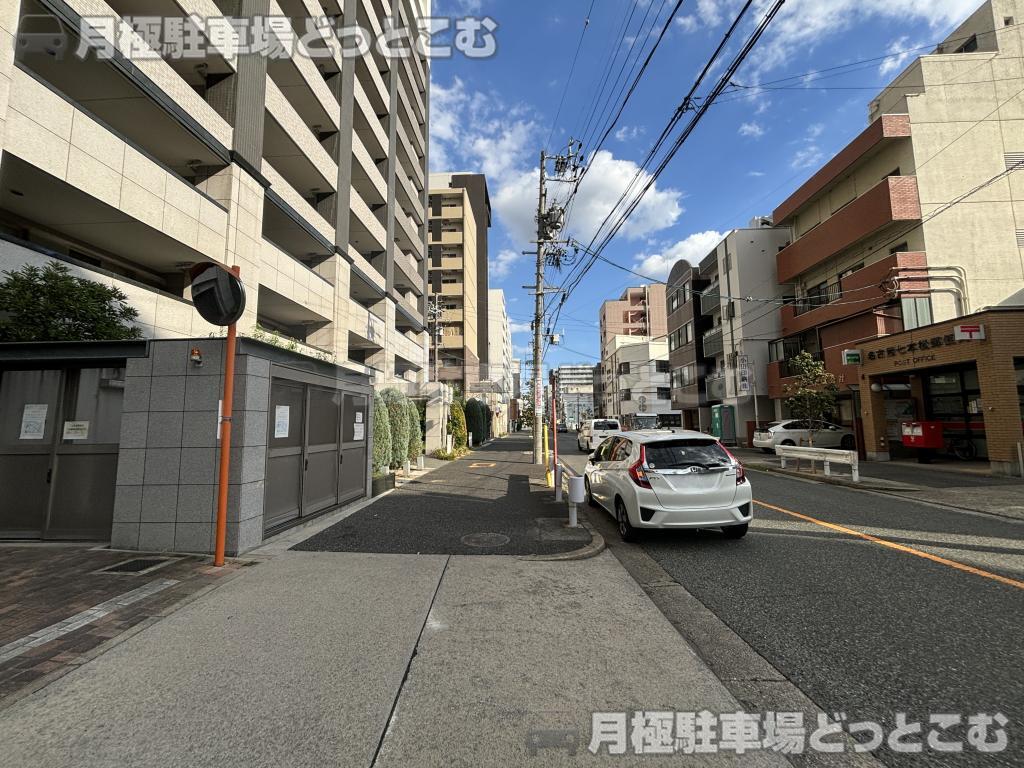名古屋市中区千代田3丁目34-15の月極駐車場6