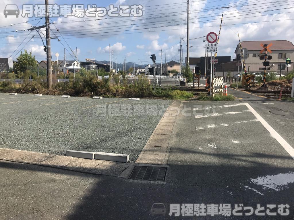 豊川市豊川仲町29番1、222番の月極駐車場7