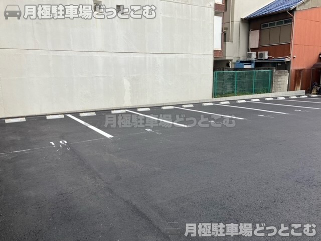 名古屋市北区平安2丁目2129,2130の月極駐車場4