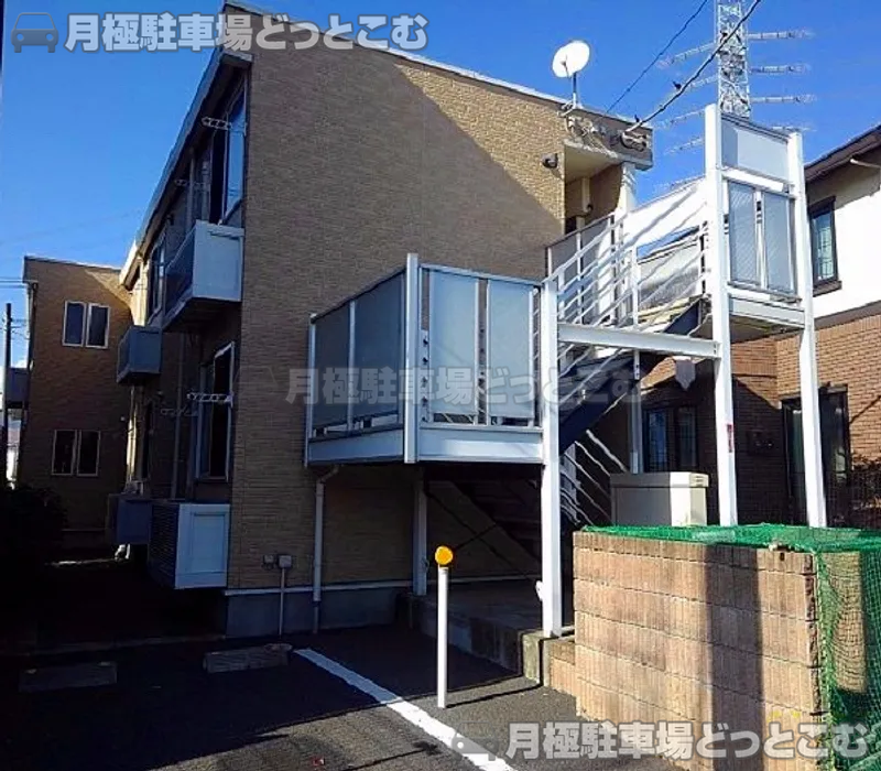 伊勢原市下落合611－9の月極駐車場1