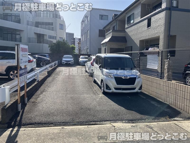 名古屋市中村区元中村町2丁目46の月極駐車場2