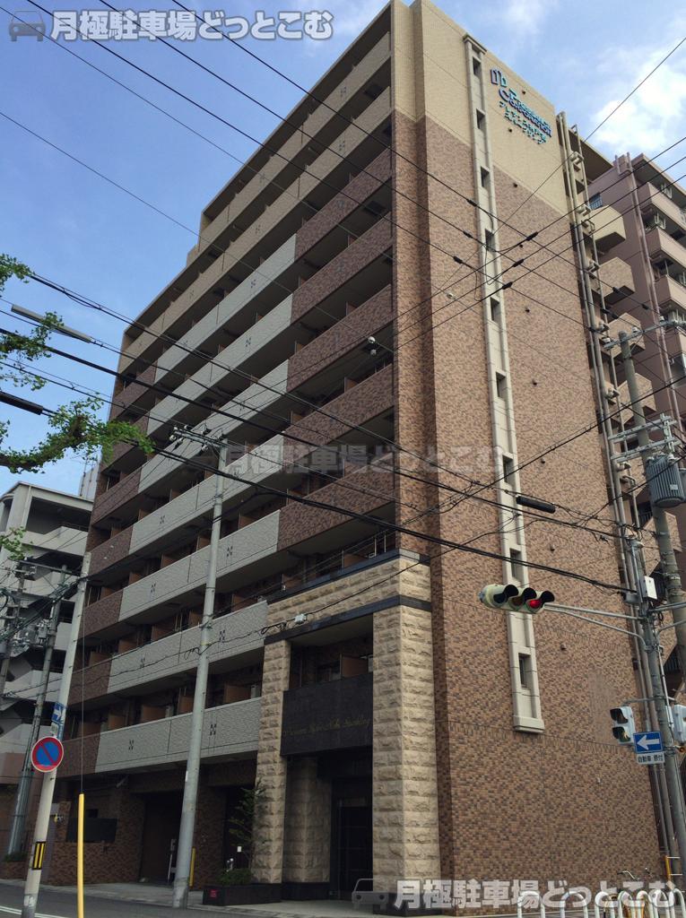 神戸市兵庫区三川口町3-3-10の月極駐車場3