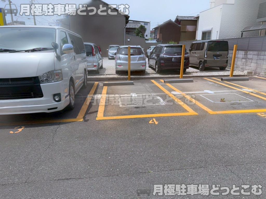 名古屋市中村区元中村町1丁目53の月極駐車場3