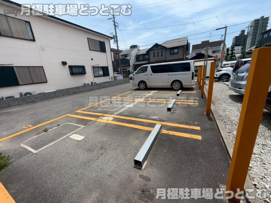 名古屋市中村区元中村町1丁目53の月極駐車場5