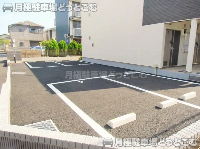 市川市田尻2－11－21の月極駐車場1