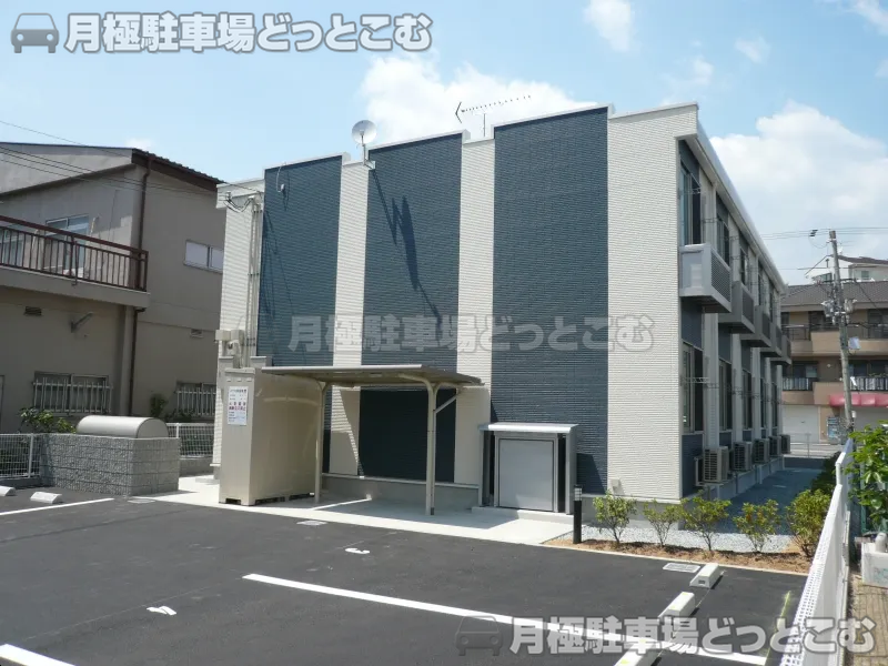 姫路市飾磨区矢倉町2－4－1の月極駐車場1