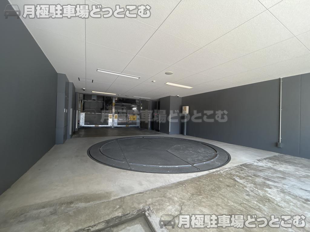 広島市中区国泰寺町1丁目9-9の月極駐車場3