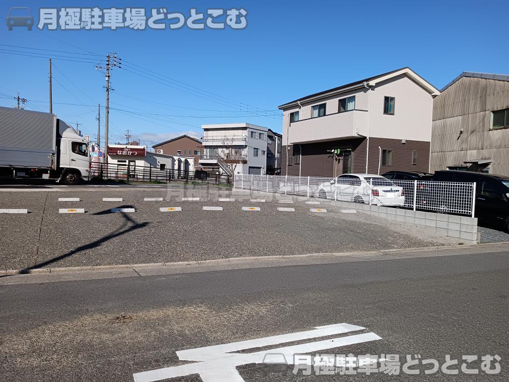 名古屋市中川区荒中町231の月極駐車場5