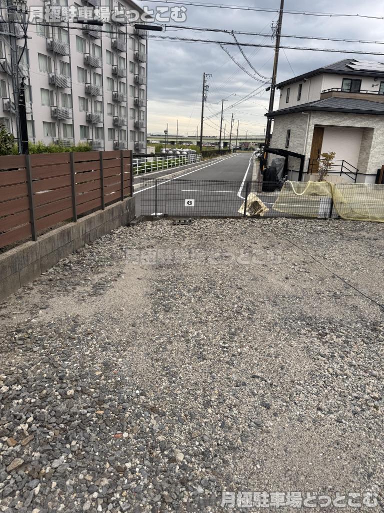 刈谷市泉田町絵下城90の月極駐車場2