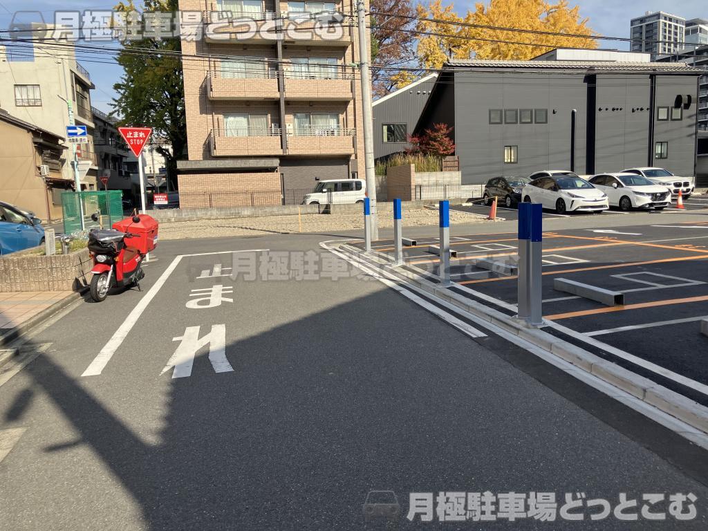 名古屋市西区那古野1丁目4012の月極駐車場7