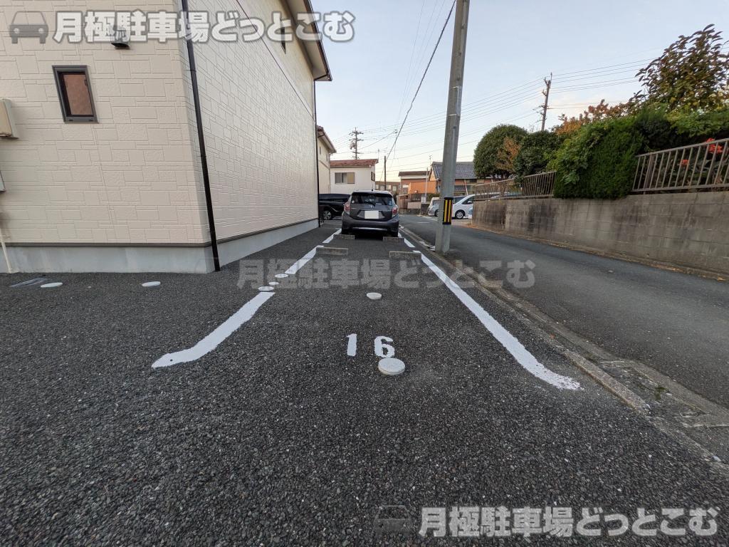 豊橋市野田町野田138の月極駐車場3