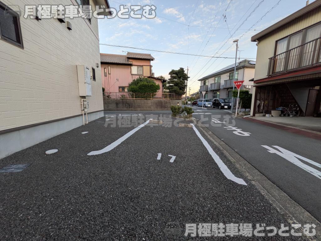豊橋市野田町野田138の月極駐車場4