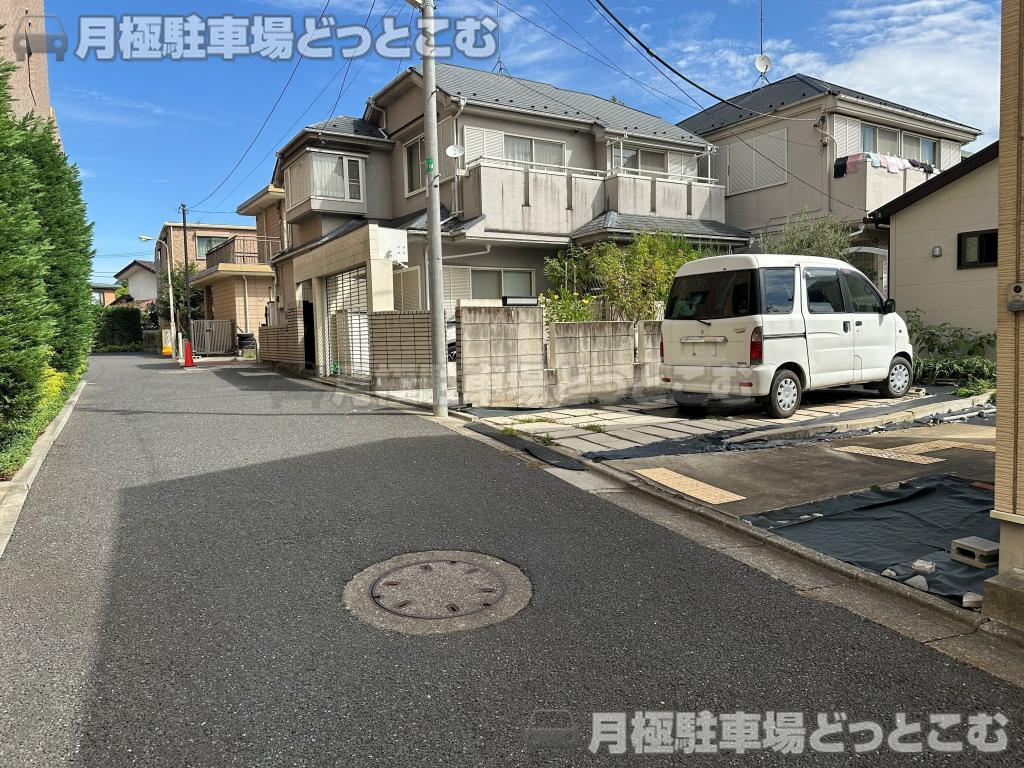 杉並区上井草4丁目4-3の月極駐車場3