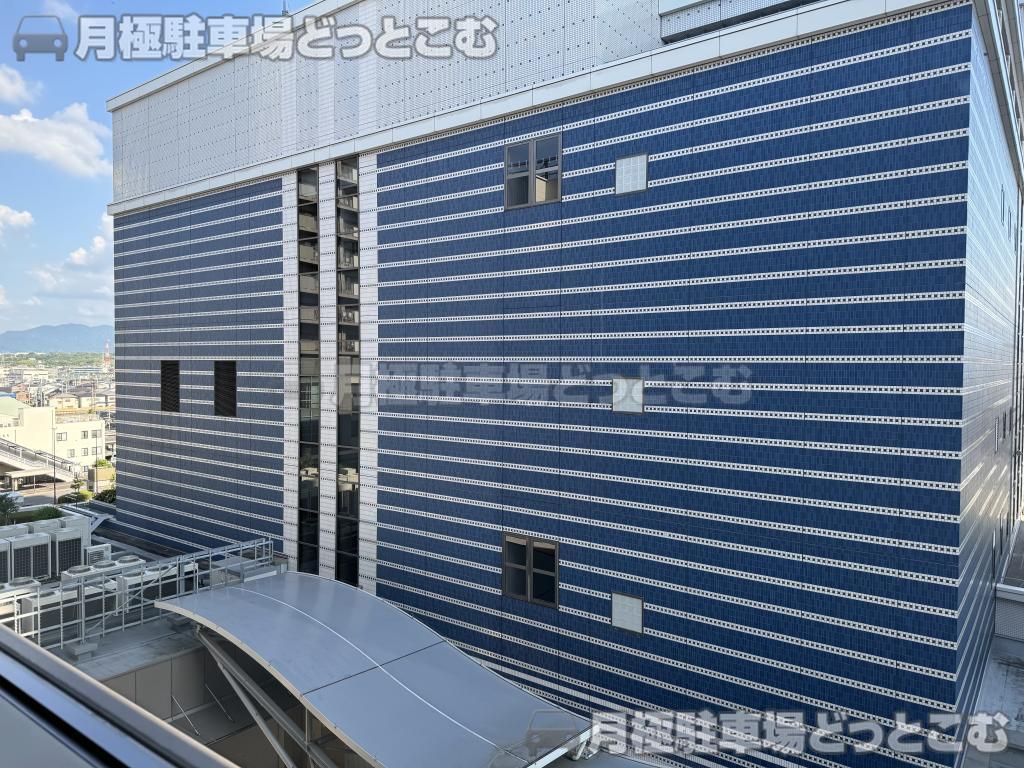 堺市東区北野田1084 の月極駐車場5