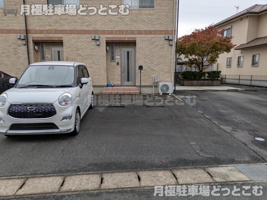 豊川市大橋町4丁目60番地の月極駐車場6