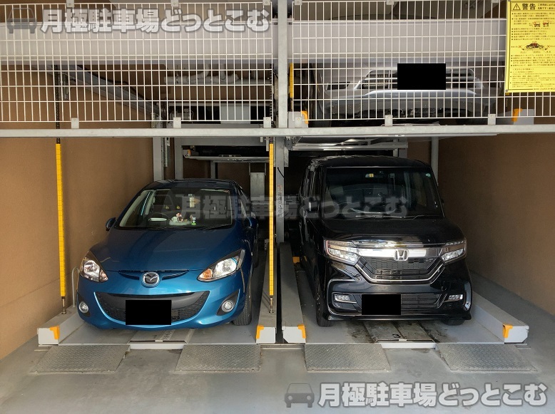神戸市中央区八幡通3-2-8の月極駐車場3