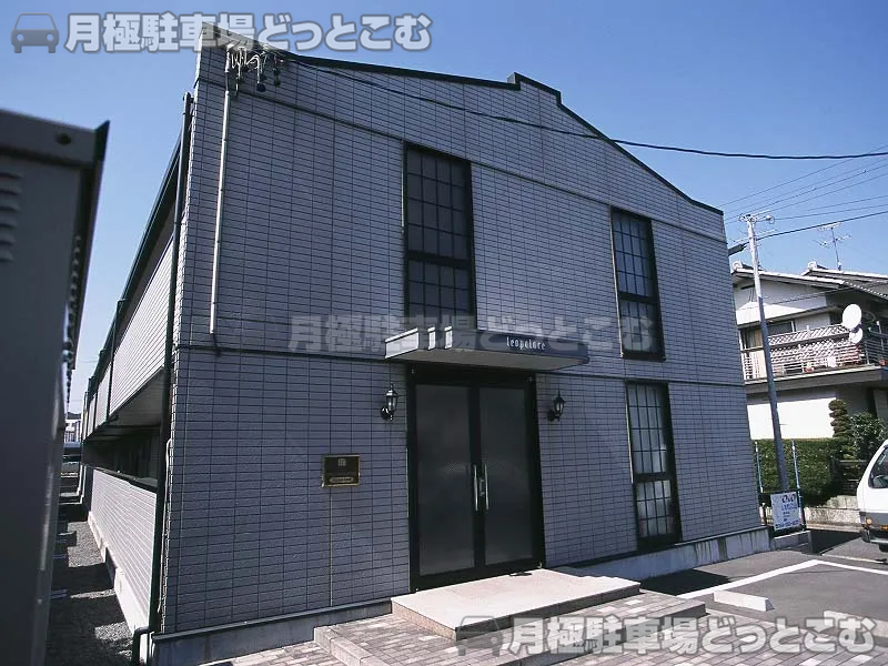 静岡市葵区北安東1－15－15の月極駐車場1