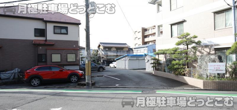 西宮市一ヶ谷町1の月極駐車場3
