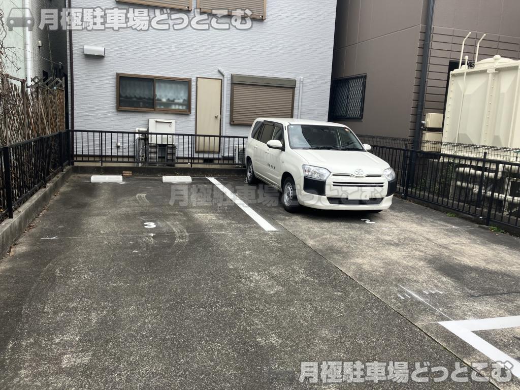 名古屋市中川区明徳町2丁目25の月極駐車場5