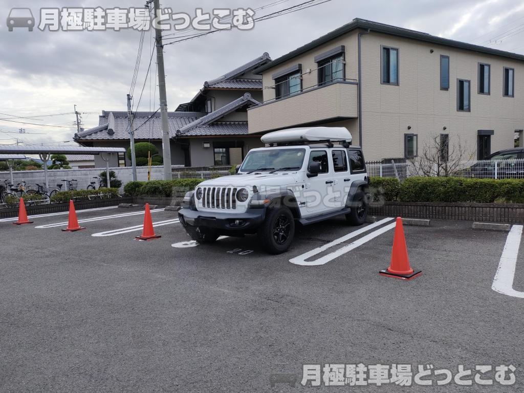 泉佐野市上瓦屋796－1の月極駐車場2