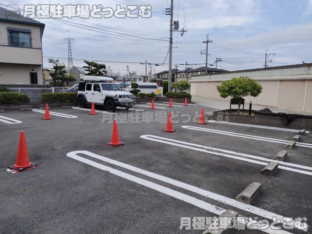 泉佐野市上瓦屋796－1の月極駐車場3