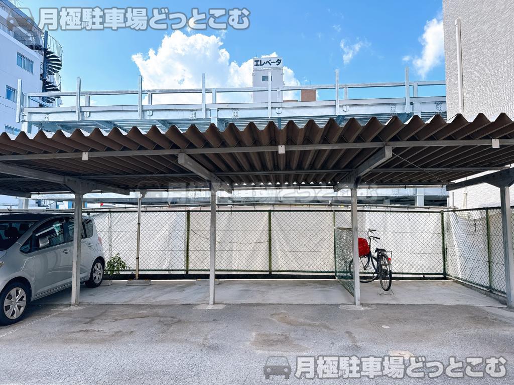 大阪市城東区東中浜9-1-4の月極駐車場2