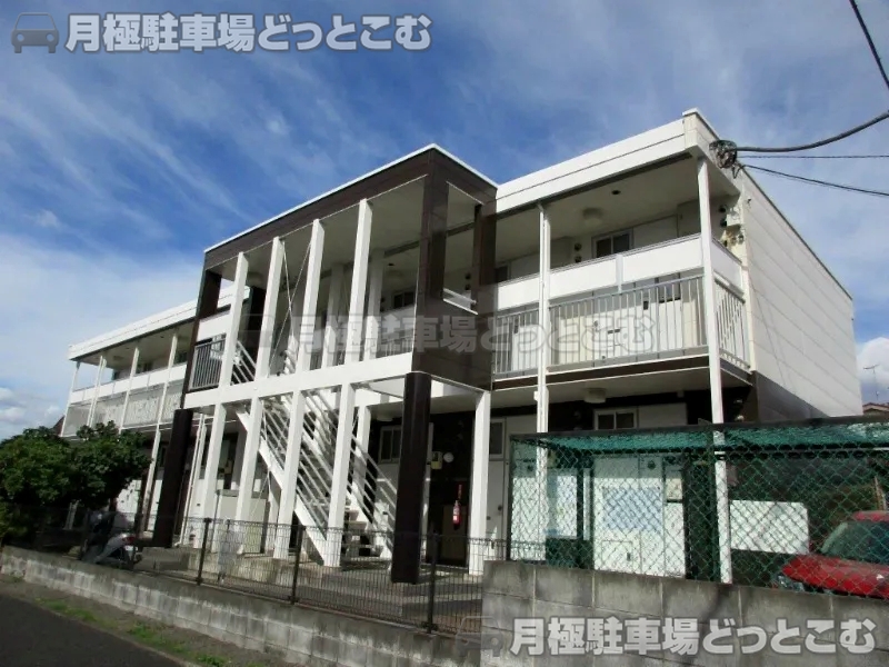 大和市中央7－8－11の月極駐車場1