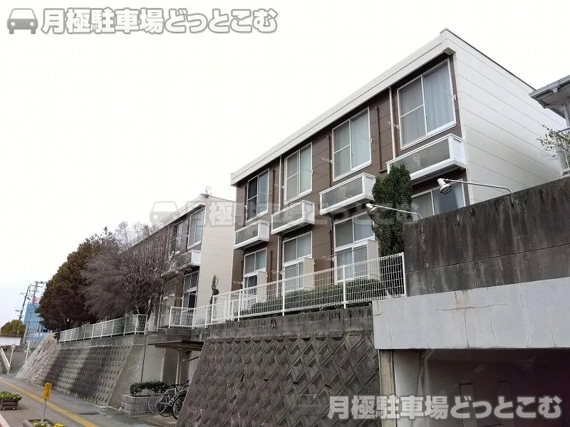 周南市楠木1－7－27の月極駐車場1