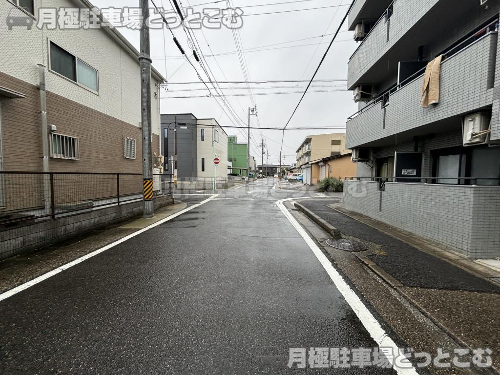 名古屋市天白区元八事3丁目241番の月極駐車場4