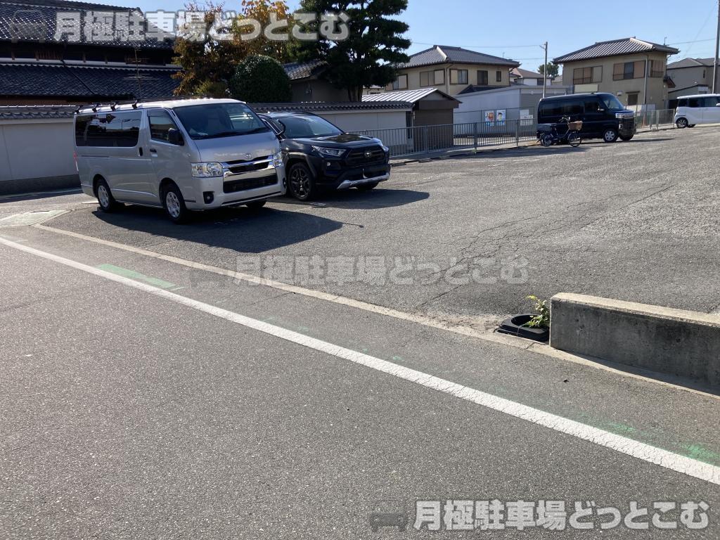 堺市美原区大饗64-1の月極駐車場2