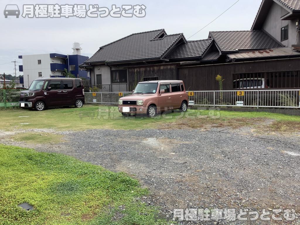 大分市寺崎町1丁目6－9の月極駐車場2