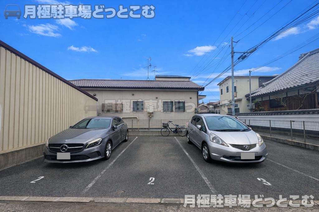 堺市東区日置荘原寺町502－3の月極駐車場1