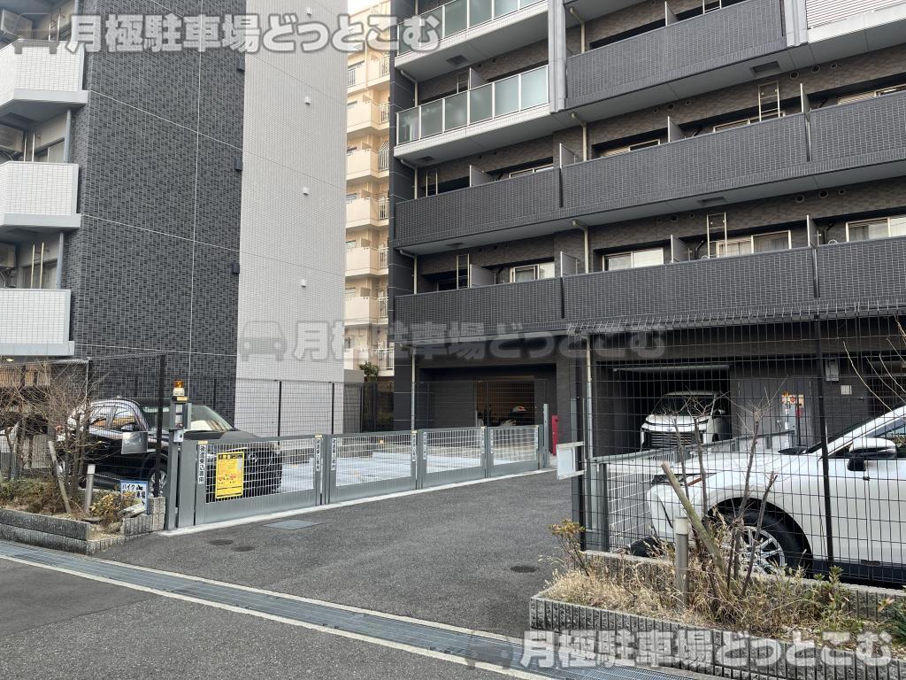 神戸市中央区筒井町3丁目12番22号の月極駐車場2